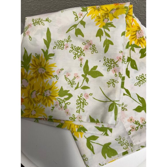 Vintage Floral Print Cotton standard pillow cases - Picture 2 of 3
